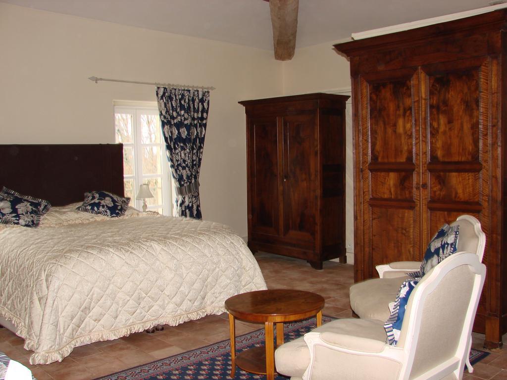 B&B Tour De Saint Anne Azille Quarto foto